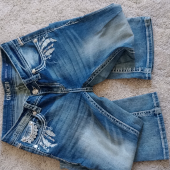 Grace in LA rhinestone bling jeans - Picture 9 of 10